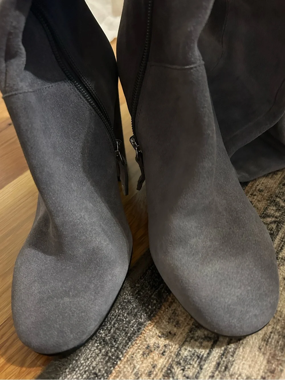 Avec Les Filles Knee High Heeled Boots